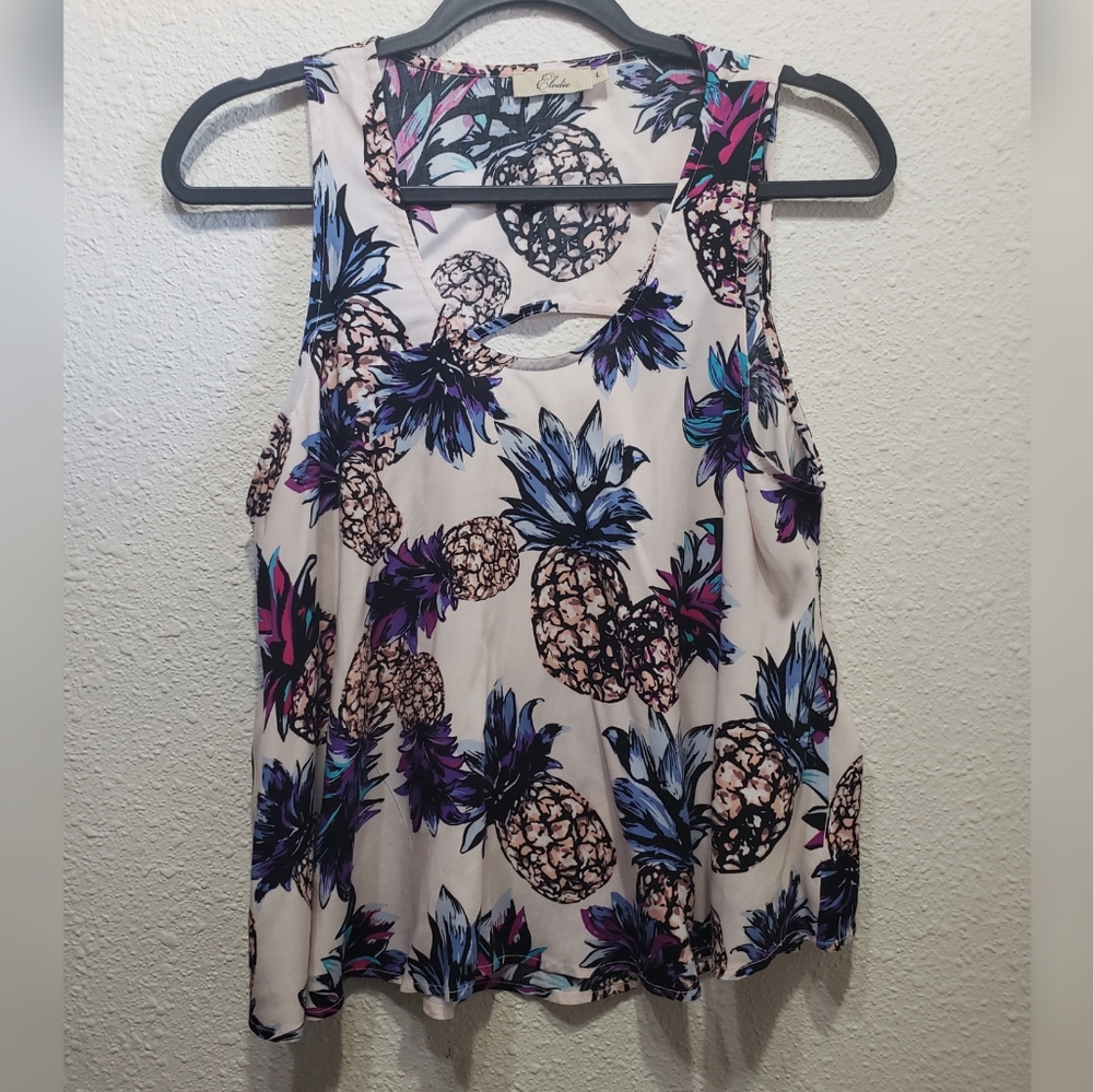 Elodie sleeveless pineapple tank top. Large